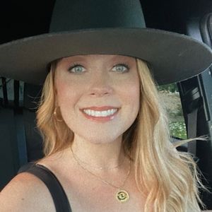 Meet your Posher, Becky